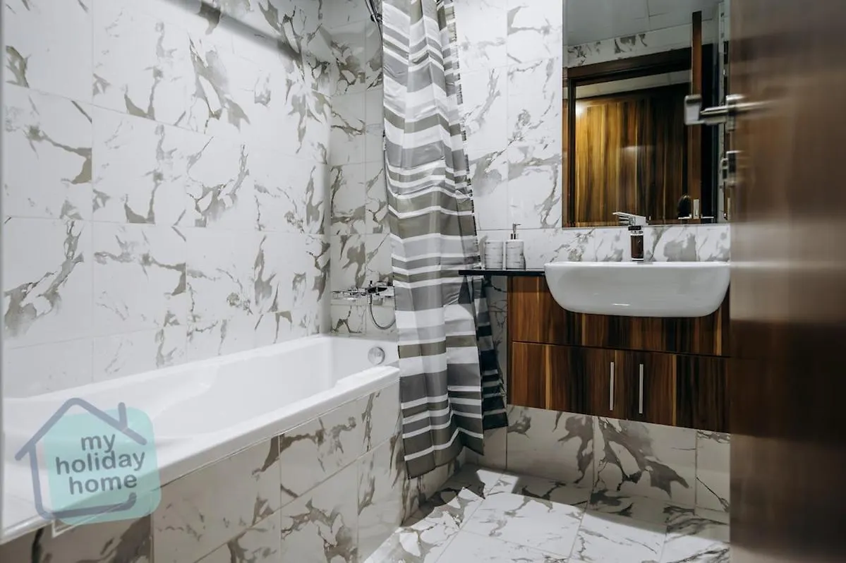 Beautiful Brand New Studio Ras al-Khaimah